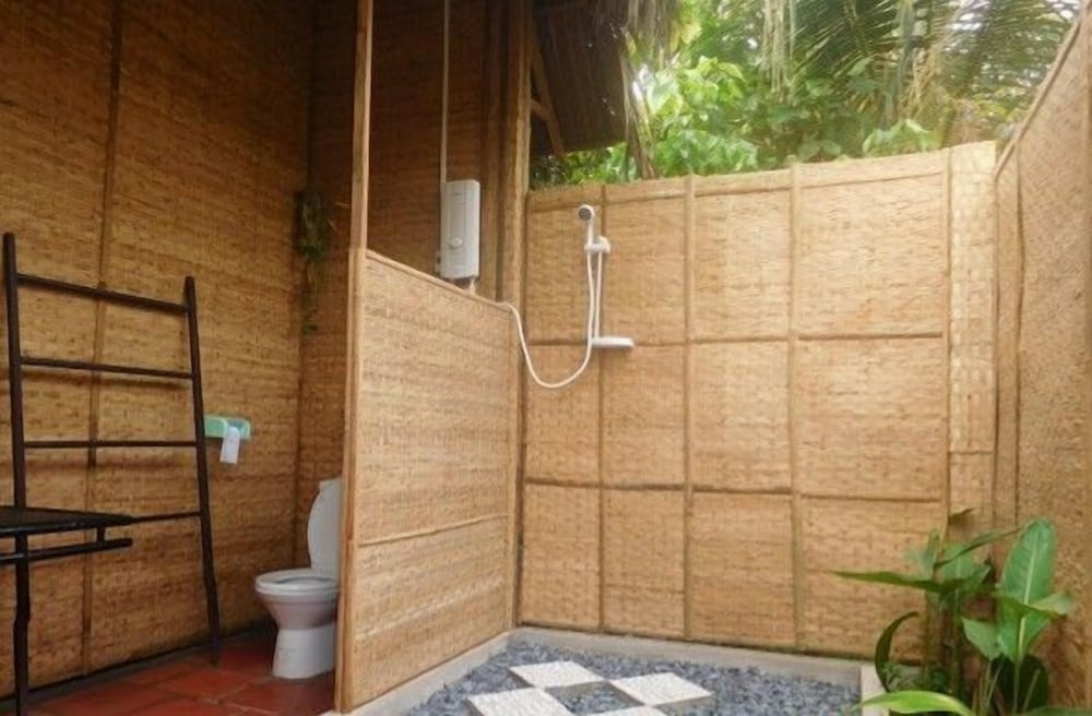 Mekong Ecolodge 24/45