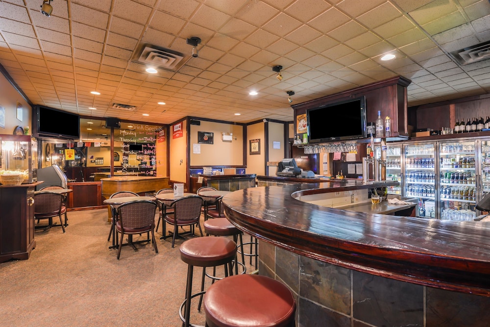 Canadas Best Value Inn Whitecourt 33/51