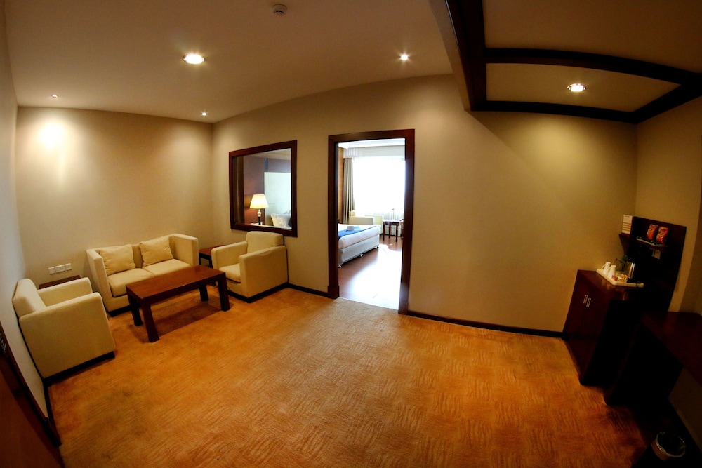 Diva Hotel 19/50