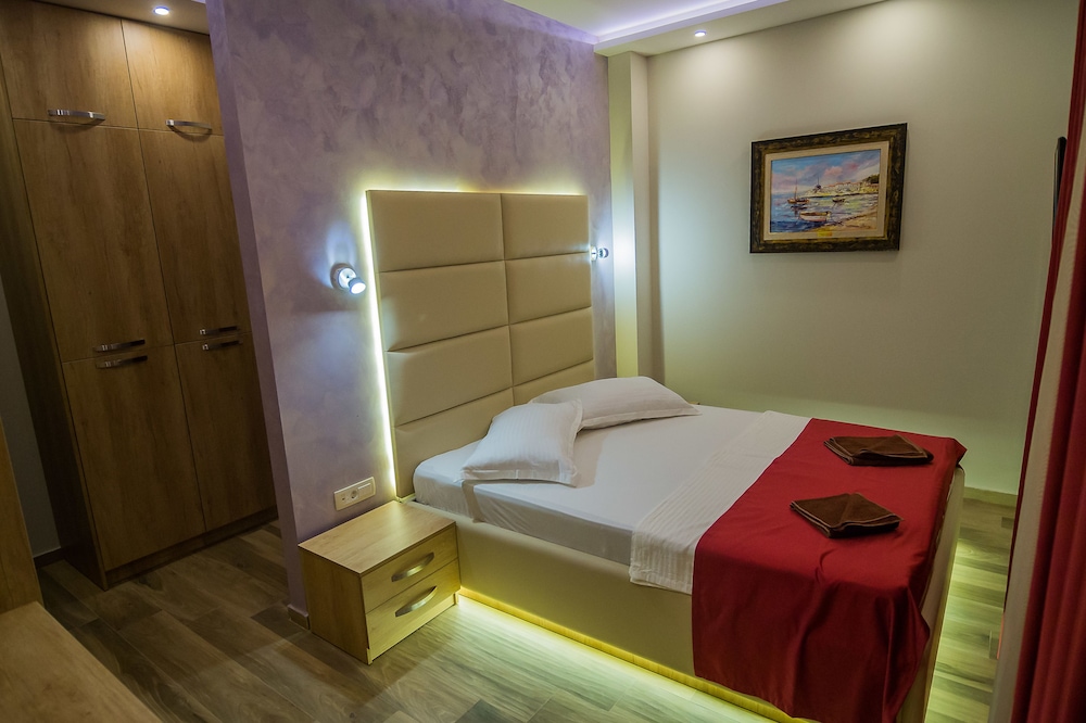 HOTEL BUTUA RESIDENCE 26/100
