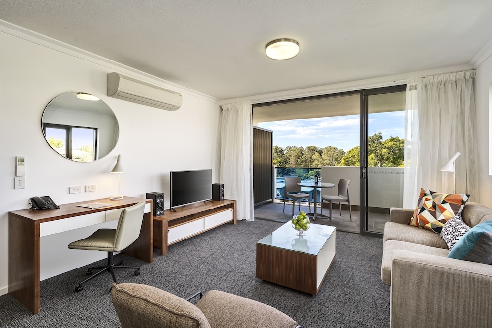 Quest Kelvin Grove 34/56