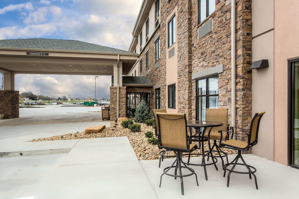 Sleep Inn & Suites Dayton South 35/41