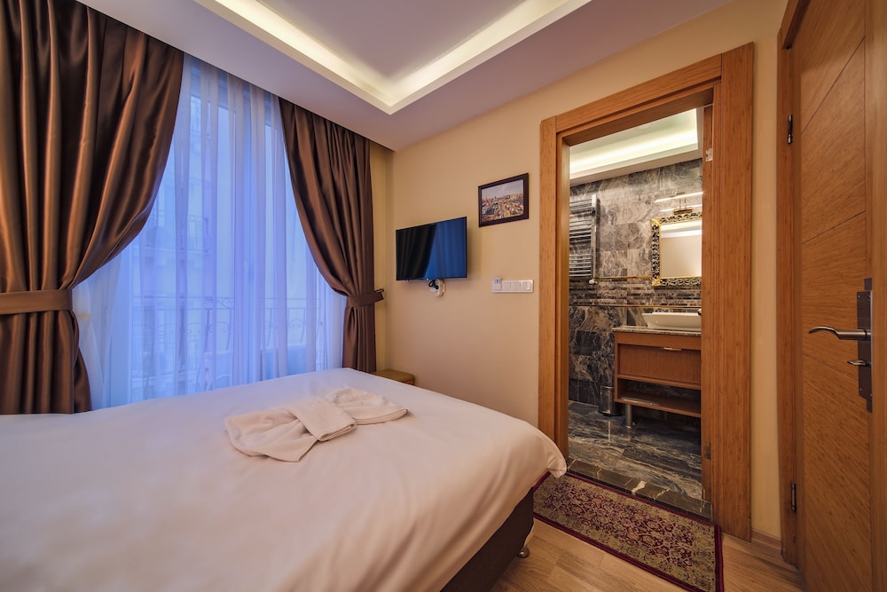 Gulhane Corner Hotel 6/24