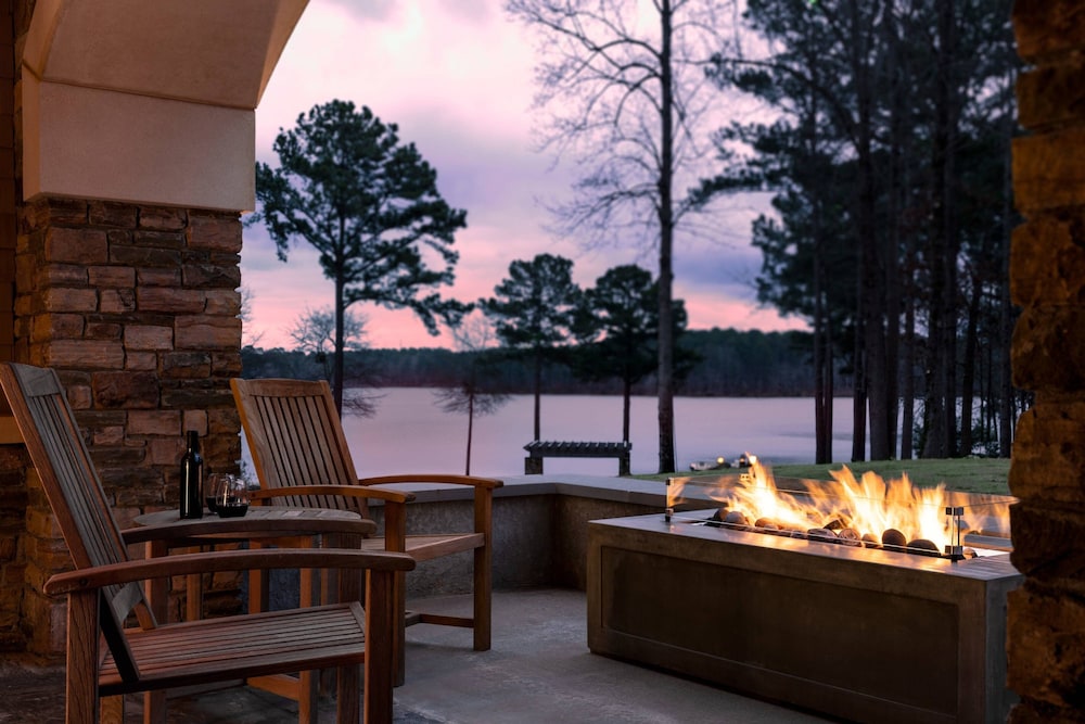 The Ritz Carlton Lodge Reynolds Plantation 44/75