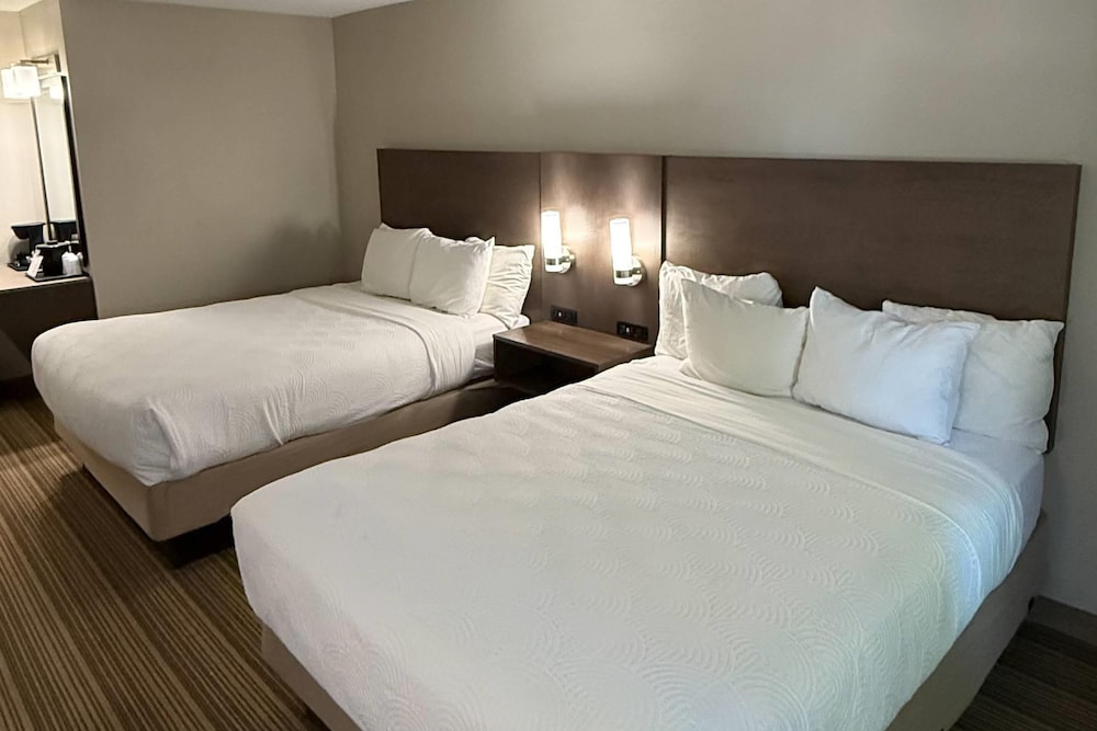 Country Inn Suites By Radisson Mason City Ia 11/50