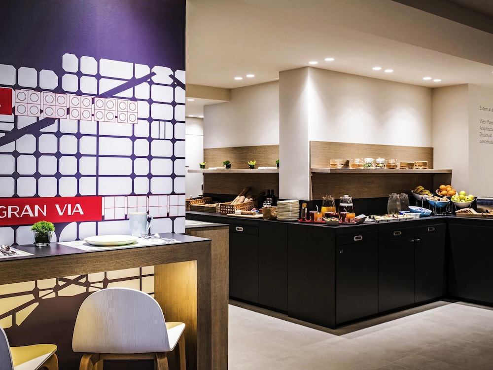 Ibis Styles Barcelona Centre Hotel 57/73