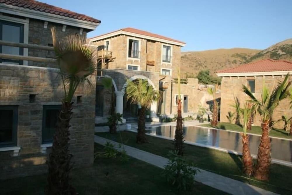 Anemos Hotel 35/46
