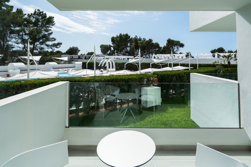 Thb Naeco Ibiza - Adults Only 48/86