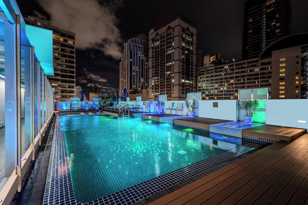 Night Hotel Bangkok (formerly Dream Hotel Bangkok) 42/81