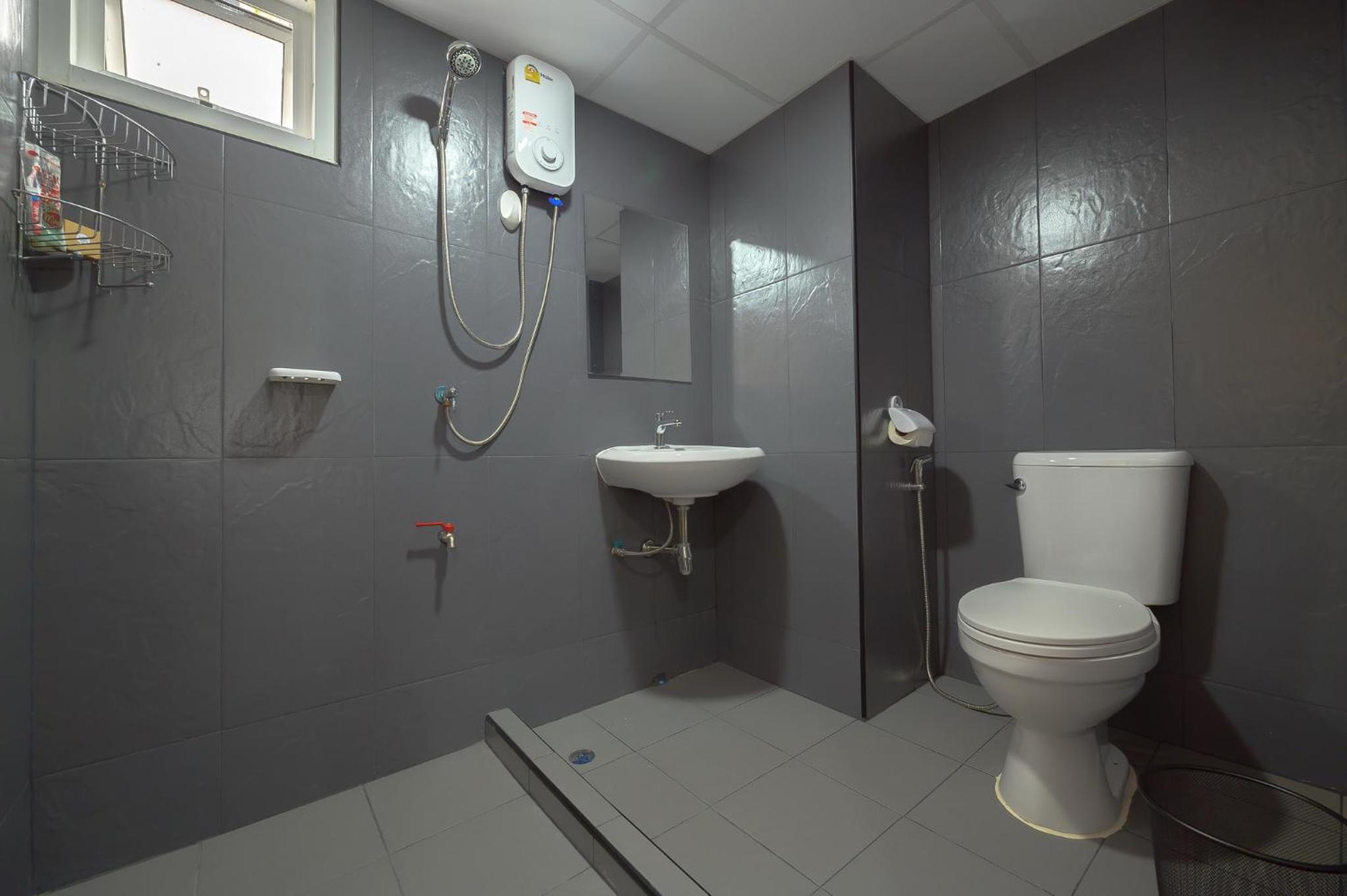 RedDoorz Plus Hoenhao Boutique Hotel Ratchada 34/36