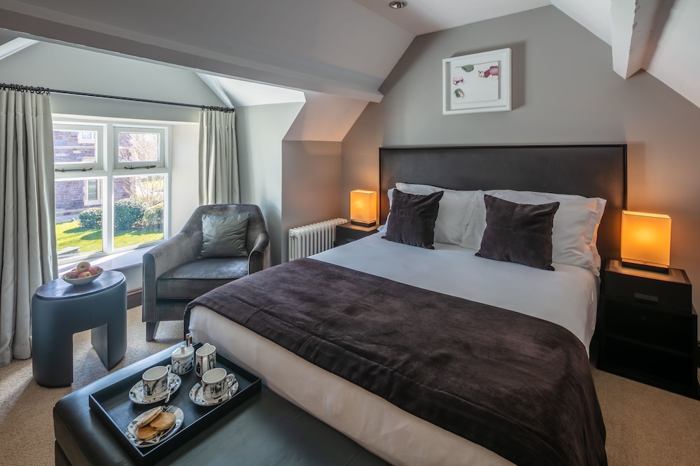 Penrhiw Hotel 13/50