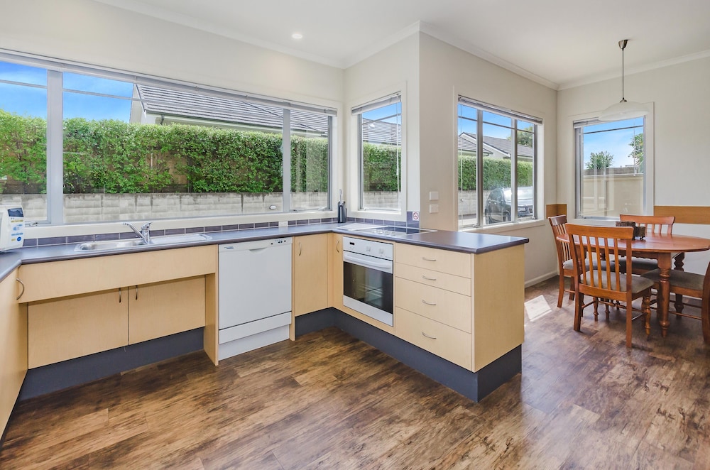 Raumati Sands Resort 5/46