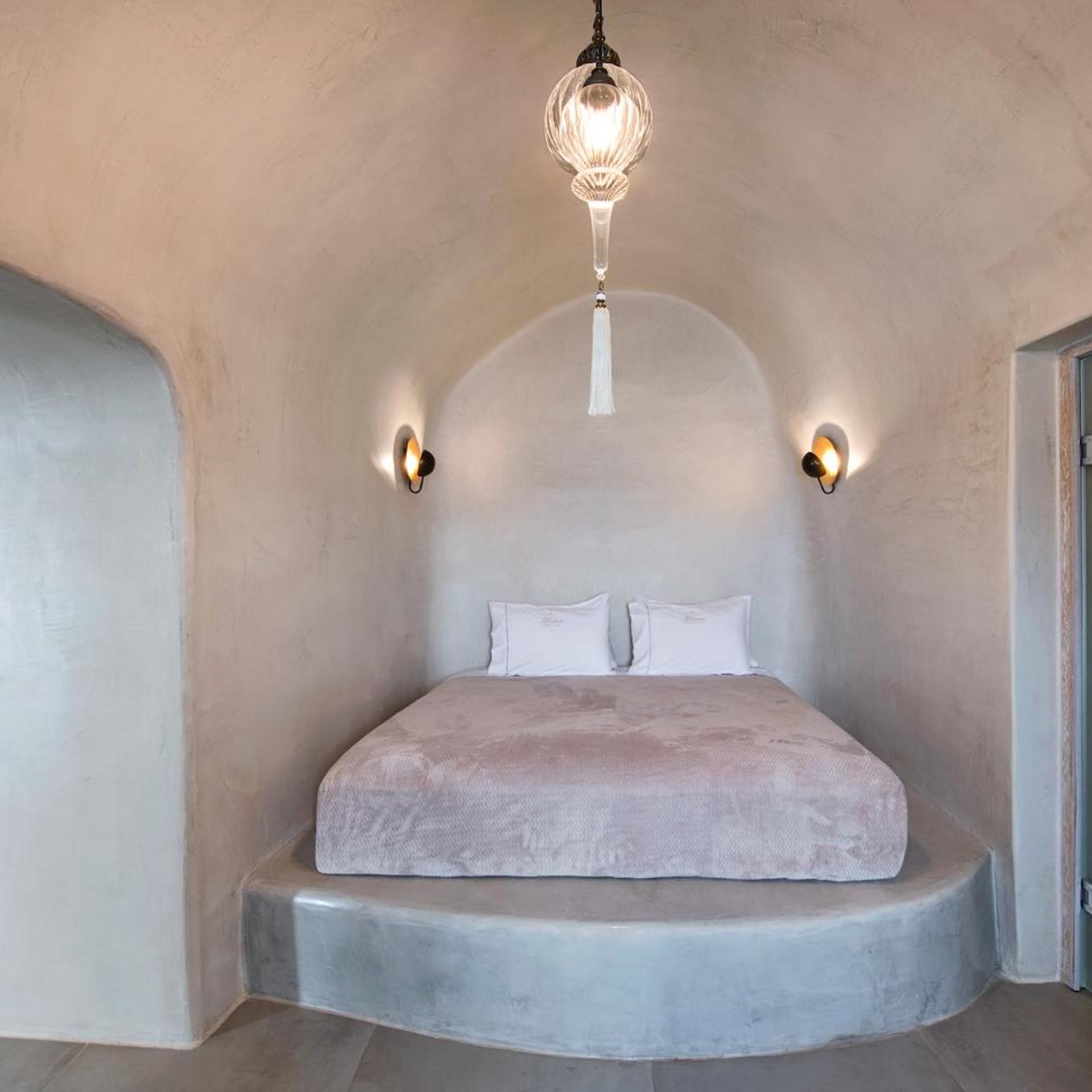 Cave, Suite, Caldera View, Outdoor Jetted Tub