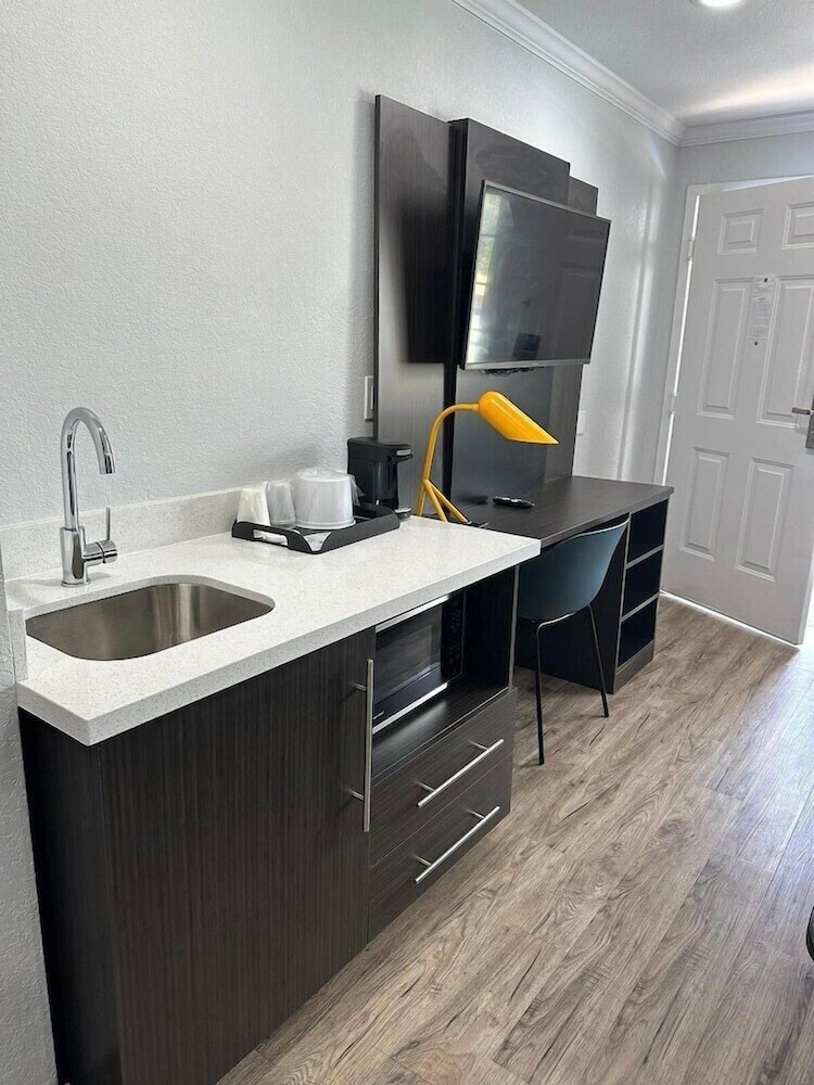 Studio6 Suites San Ysidro, CA – San Diego South Bay 39/51