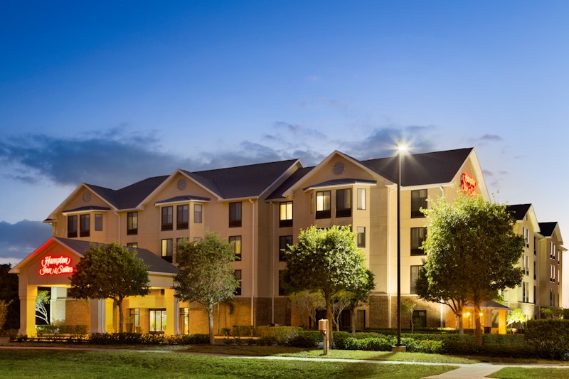 Hampton Inn & Suites Tarpon Springs 2/43
