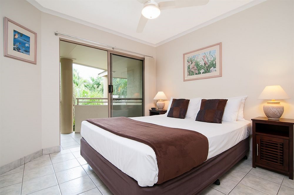 PORT DOUGLAS SANDS RESORT 12/62