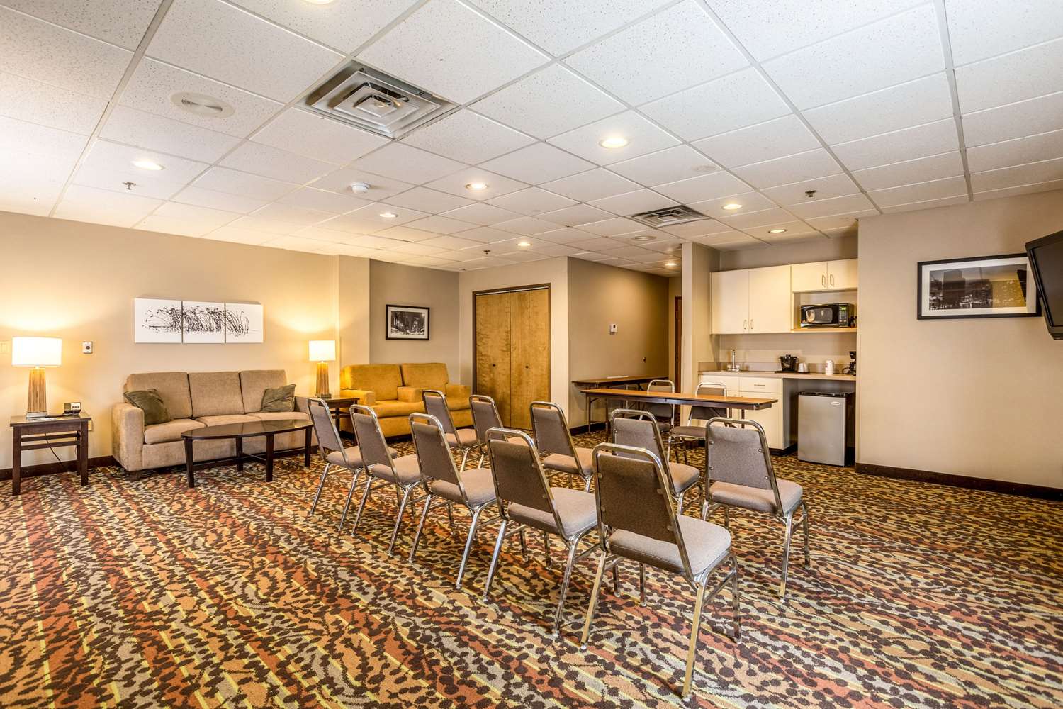 Wingate by Wyndham Owensboro 15/16