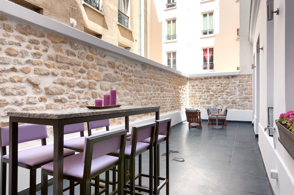 Hotel Le Trente Batignolles 35/48