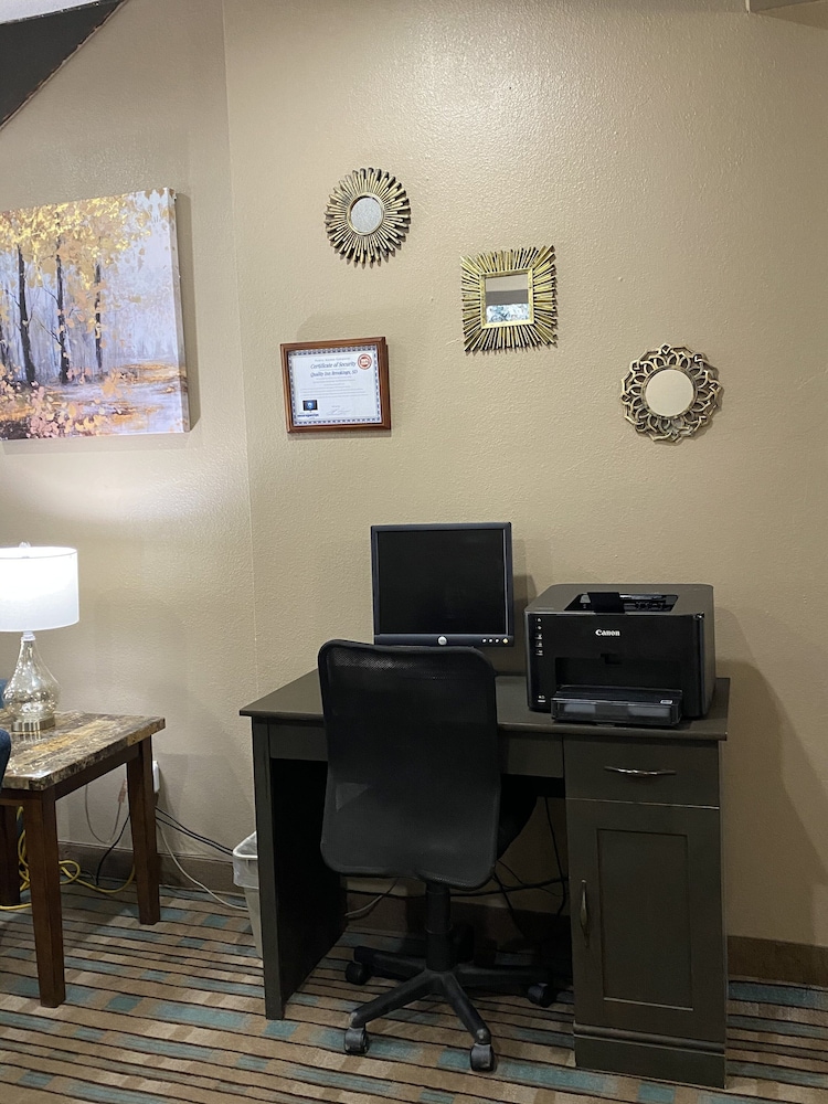 Quality Inn Brookings University 37/38