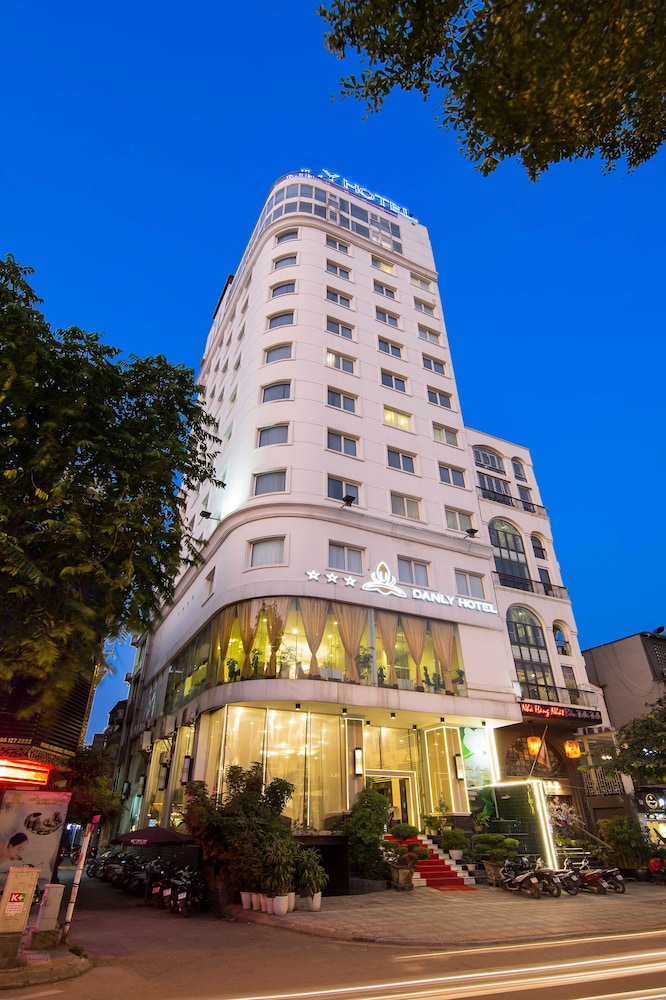Danly Hotel 2/52