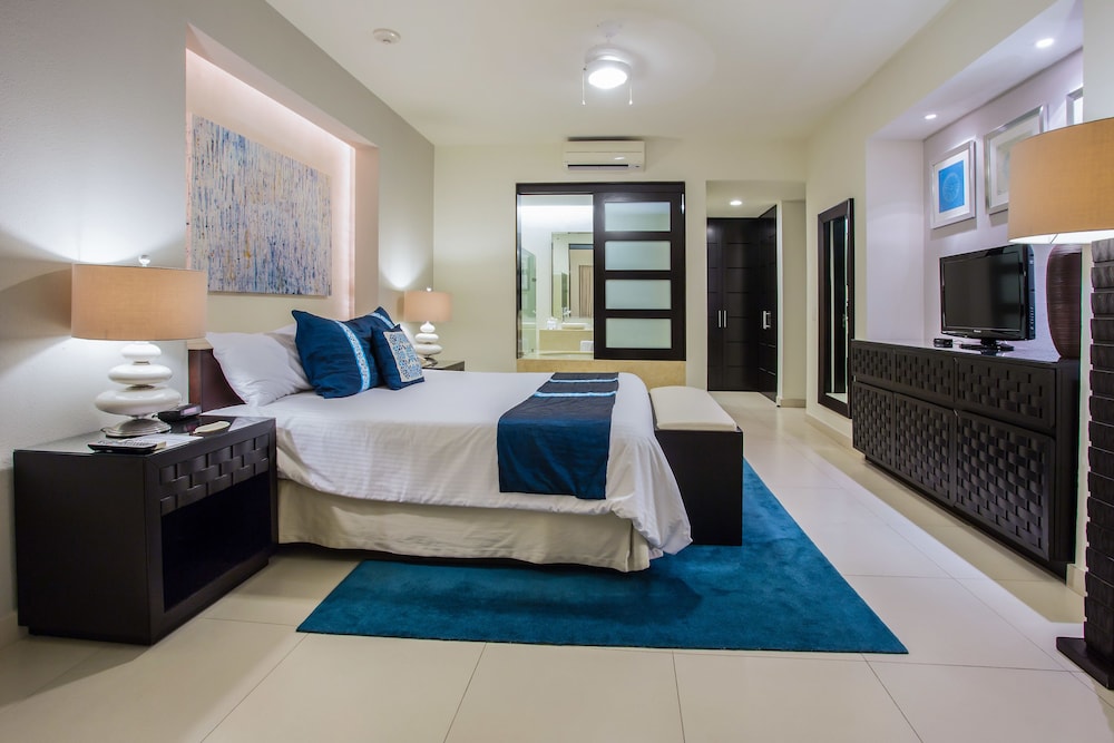 2 BEDROOMS, SUITE, 2 DOUBLE BEDS, KING BED