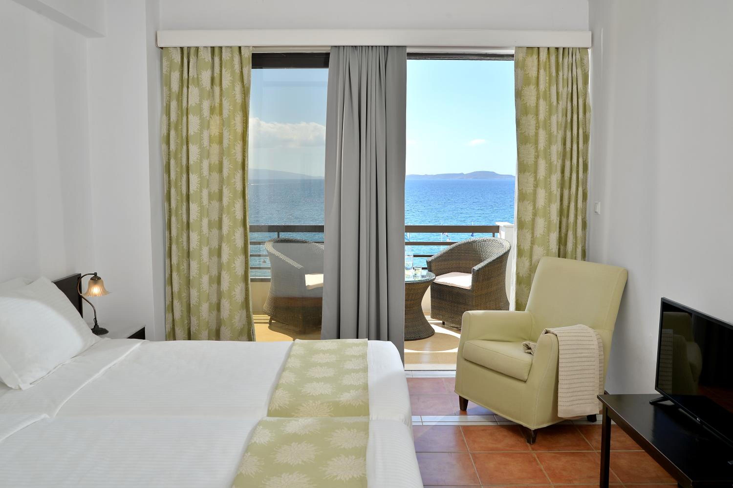 LIMIRA MARE HOTEL 18/53