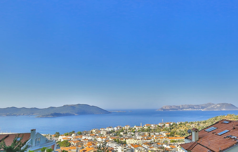 Saylam Suites 59/66