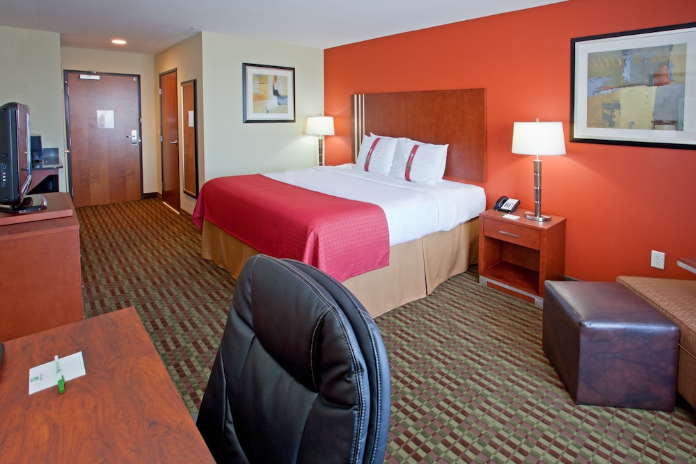 غرفة قياسية بسرير كينج، Holiday Inn Austin North - Round Rock 5/8