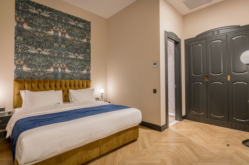 Madatovi Twin Room: