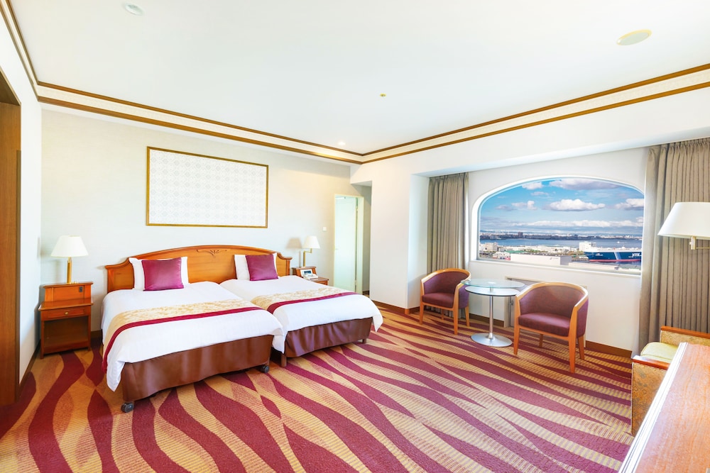 Room, Twin Beds, with View, Bathtub, Corner