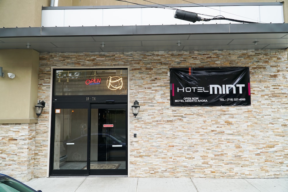 Hotel Mint JFK Airport 5/46