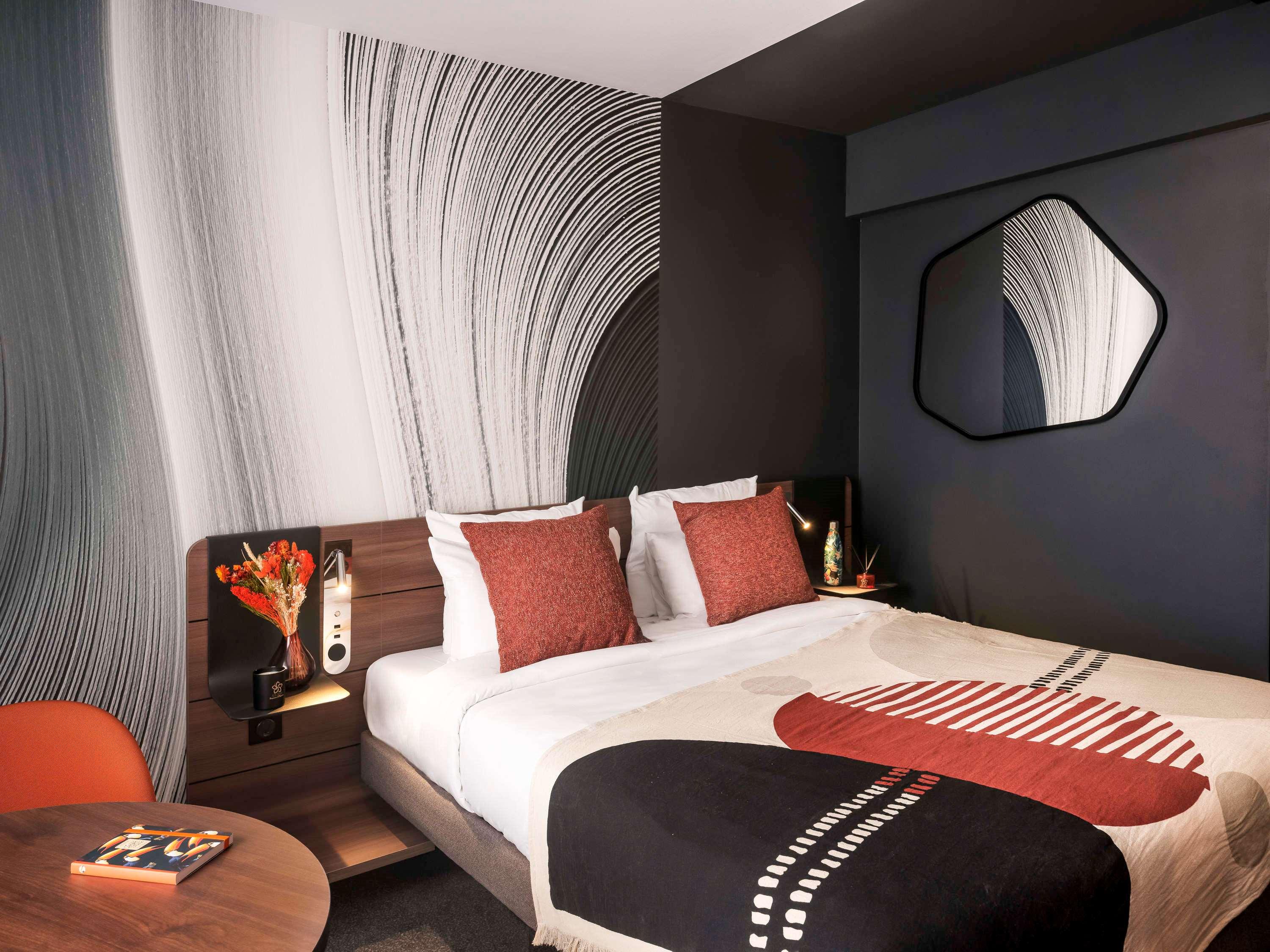 CLASSIC, SINGLE, DOUBLE BED, SOFA