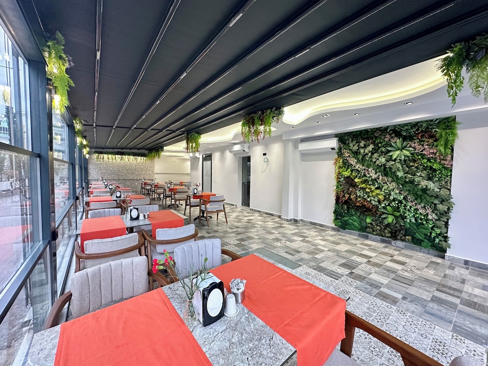 Bloomtalya Hotel 51/64