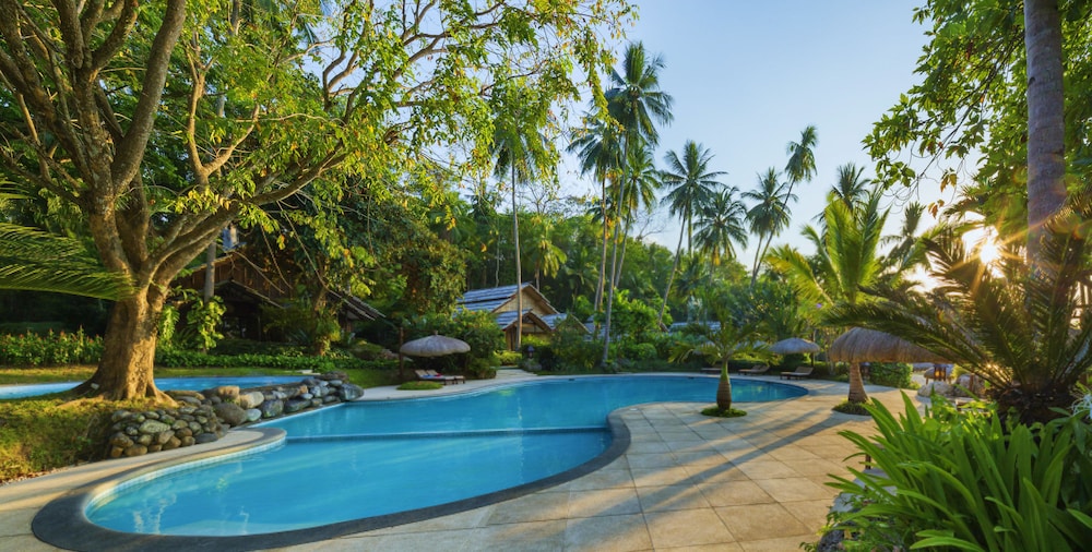 Pearl Farm Beach Resort 36/75