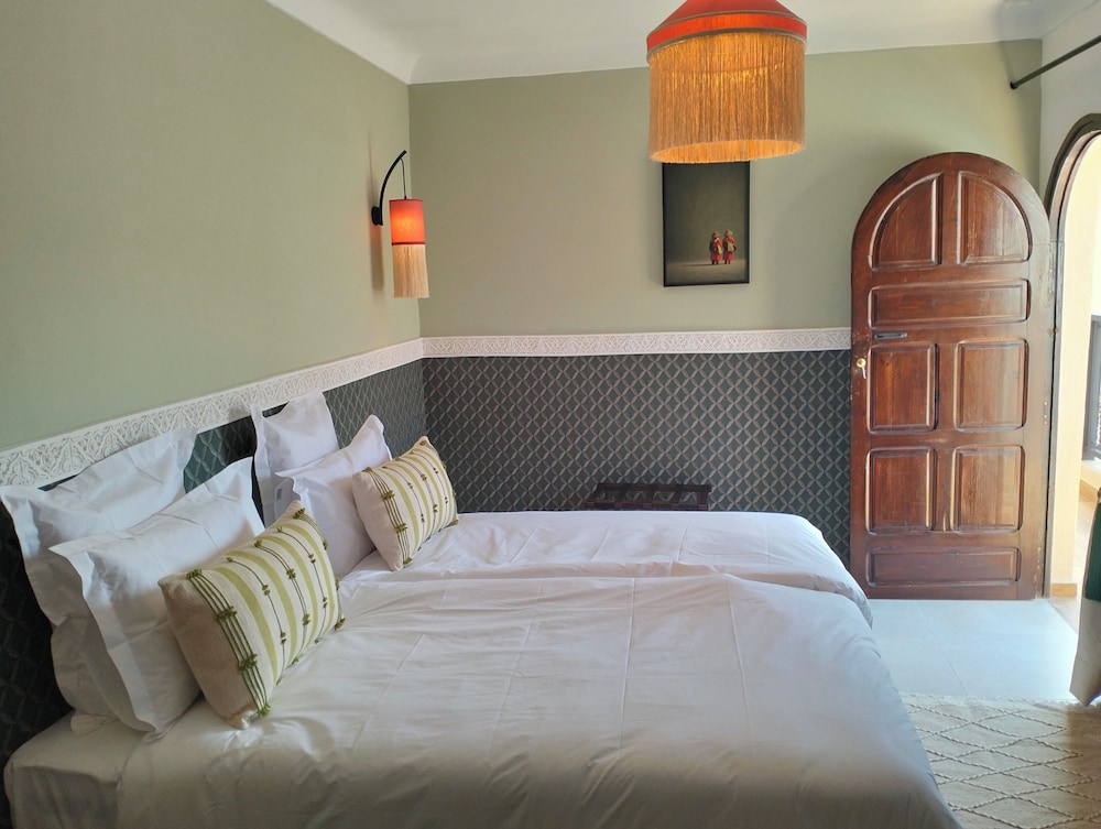 Riad Laora 28/80