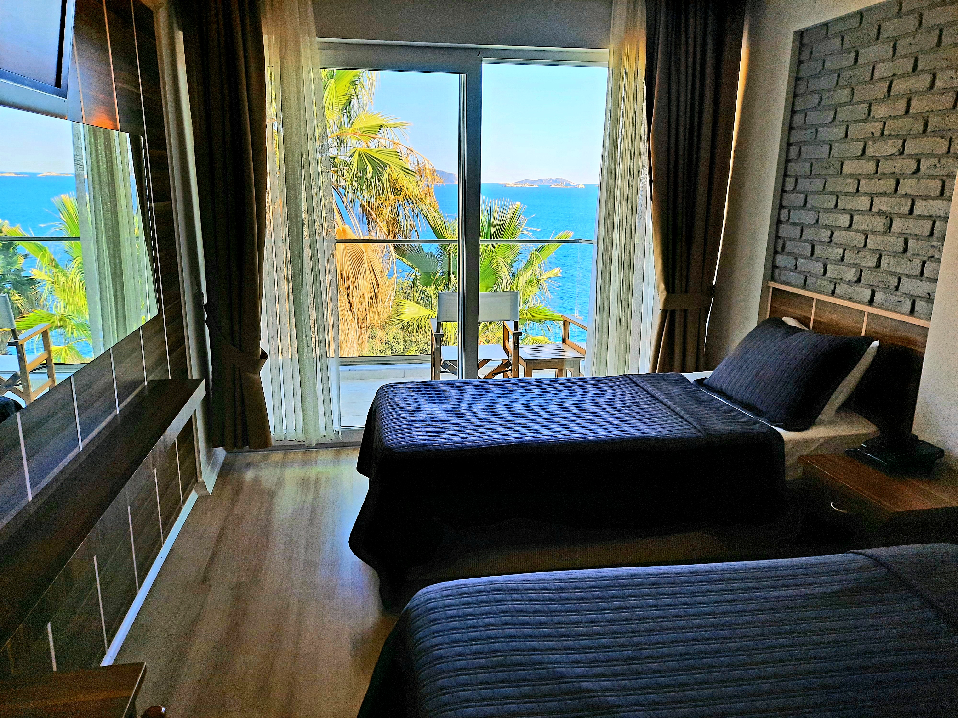 Room, Twin Beds, Sea View