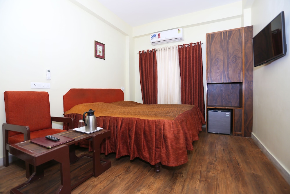 HOTEL PADMINI PALACE 7/56
