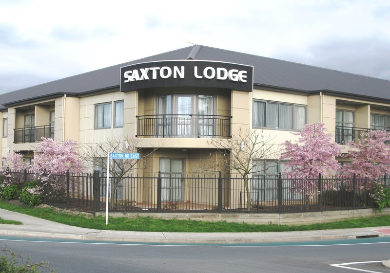 Saxton Lodge 2/39