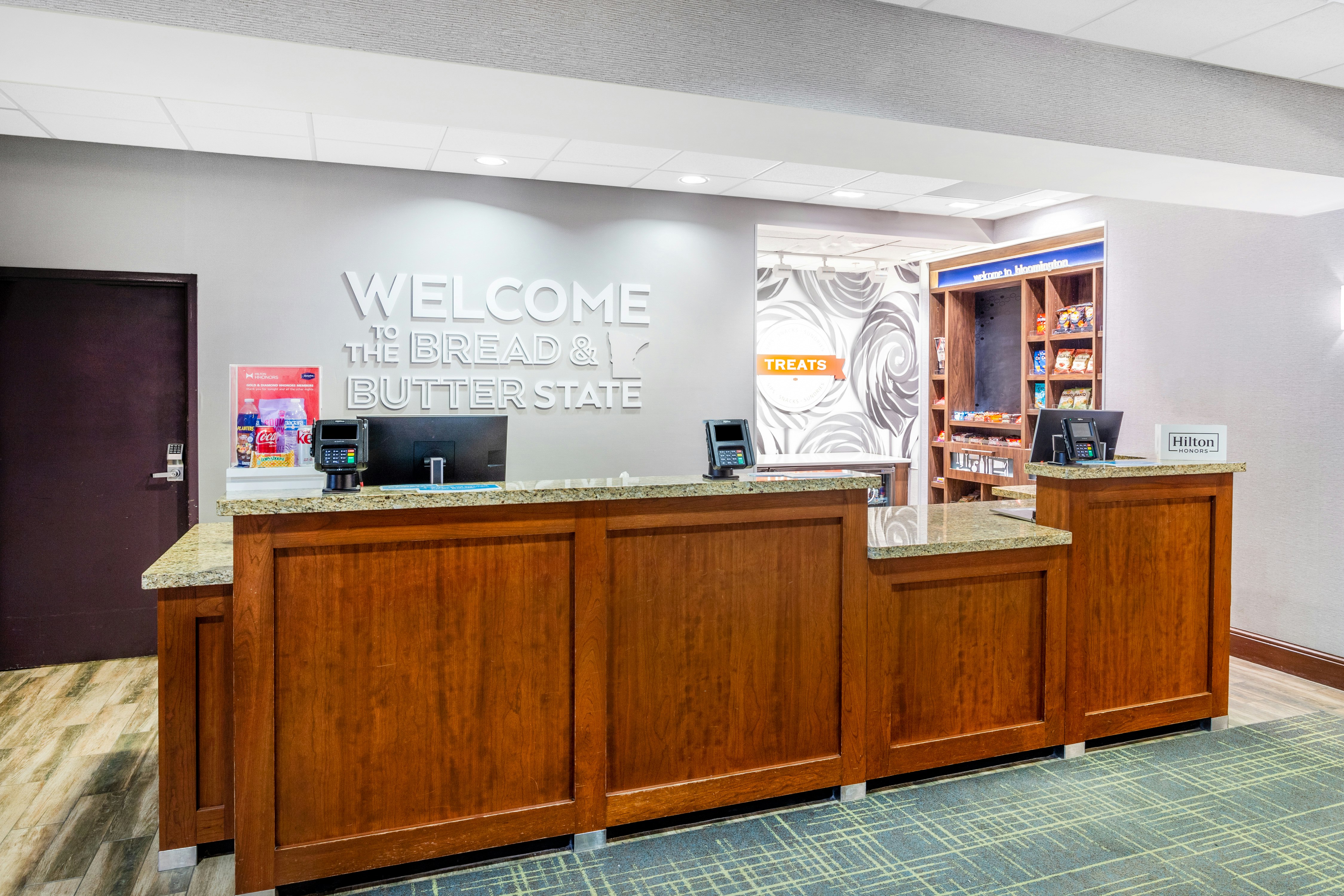 Lobby at Hampton Inn Suites Minneapolis St Paul Arpt-Mall of America, BLOOMINGTON - MN