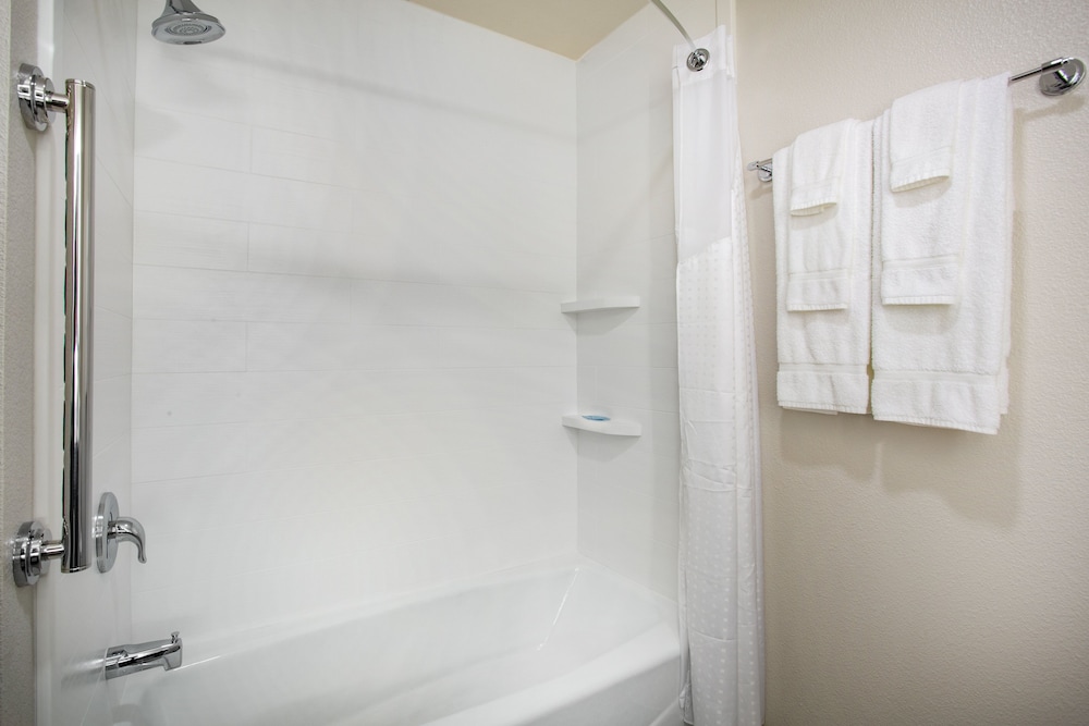غرفة قياسية بسريرين كوين، HOLIDAY INN EXPRESS & SUITES RAPID CITY - RUSHMORE SOUTH 6/8