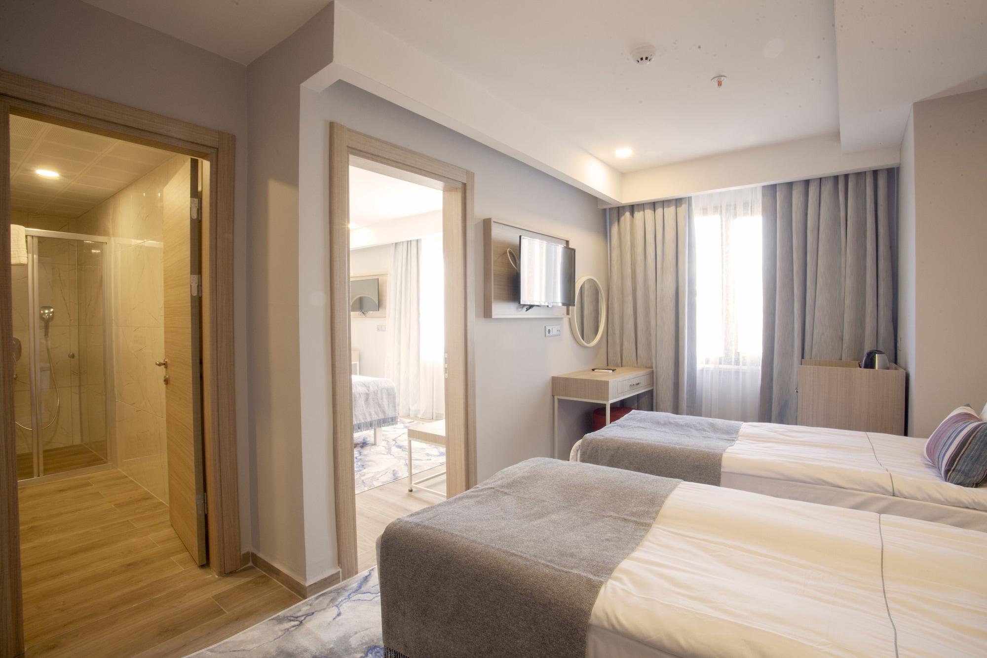 غرفة متصلة ديلوكس بإطلالة على المدينة بغرفتي نوم، Old Town Point Hotel & Spa Antalya 2/5
