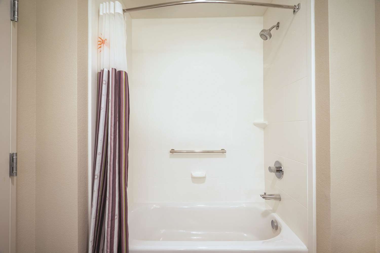 La Quinta Inn Fresno Yosemite 42/43