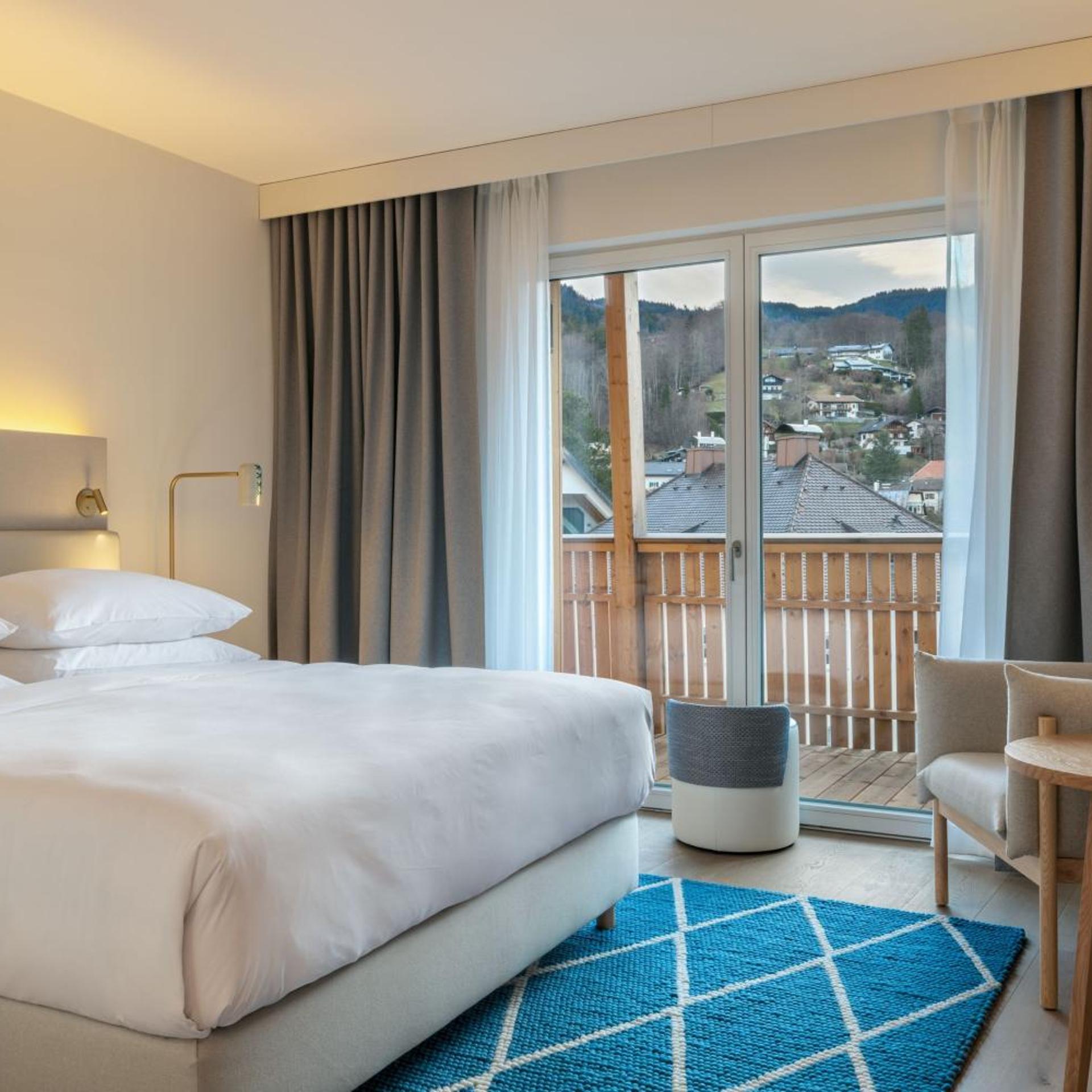 Bliss, Superior, King Bed, Mountain View