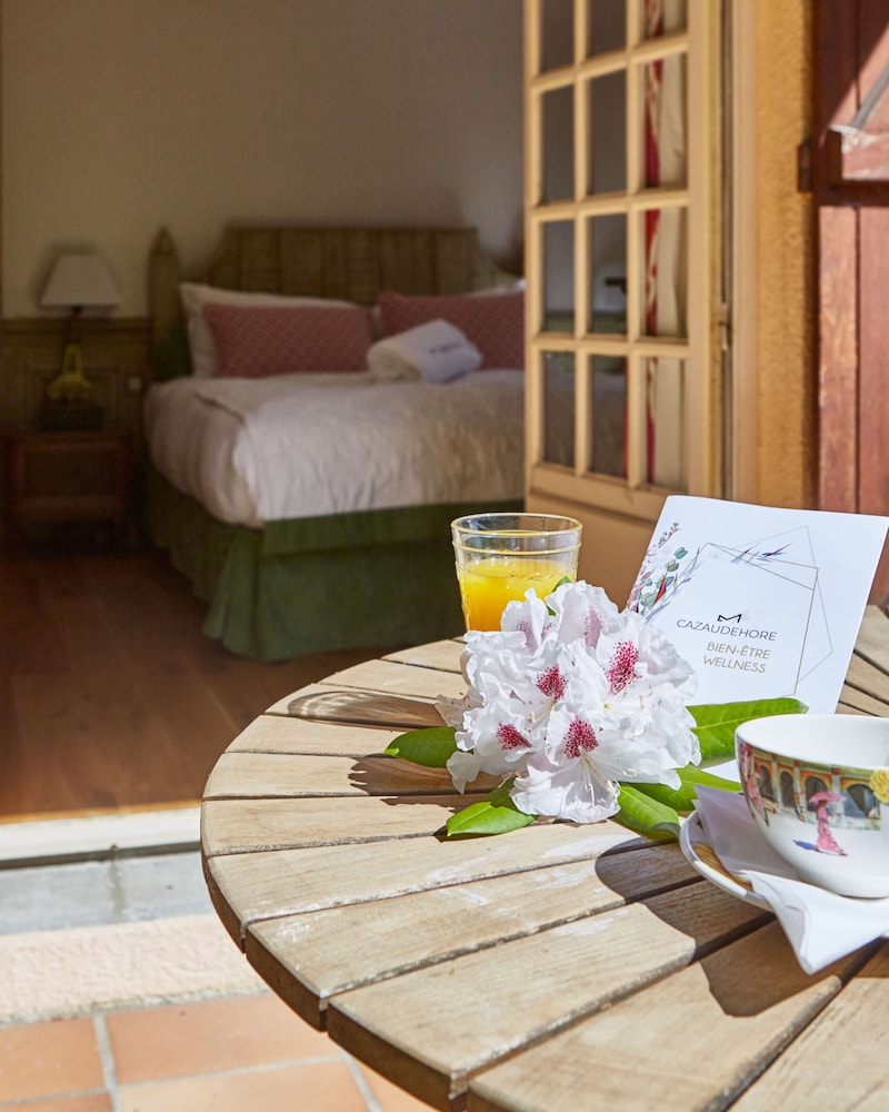 Relais And Chateaux Cazaudehore 43/79