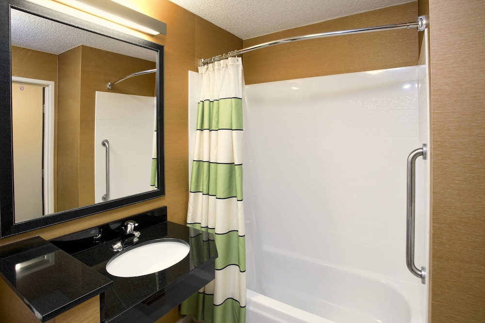 Fairfield Inn Suites By Marriott Chicago Southeast Hammond 10/39