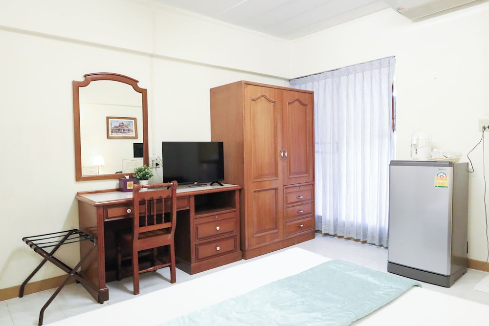 Phawana Sweet Hotel 34/43