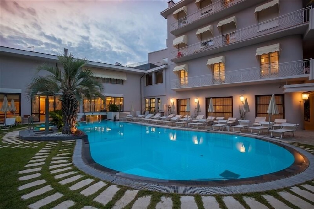 Hotel Salus Terme 4/35