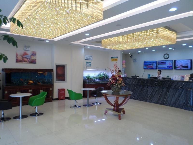 Greentree Inn Qinhuangdao Haigang District Railway Station Square Express Hotel 13/18