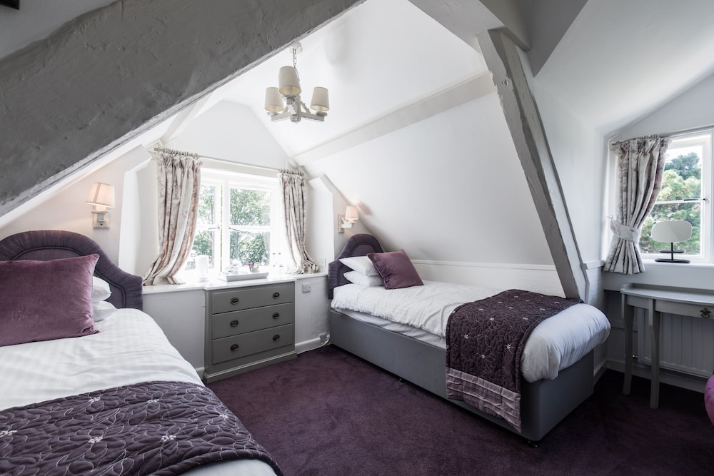 Mount Pleasant Hotel 13/50