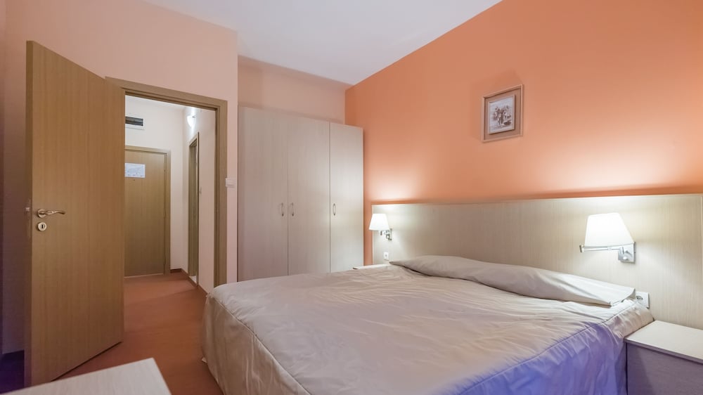 ORPHEUS SPA HOTEL 10/41